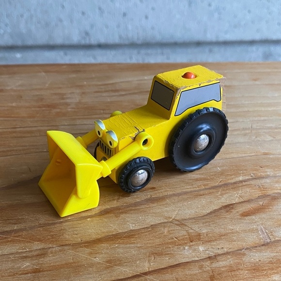 Other - VTG “Scoop” from Bob the Builder